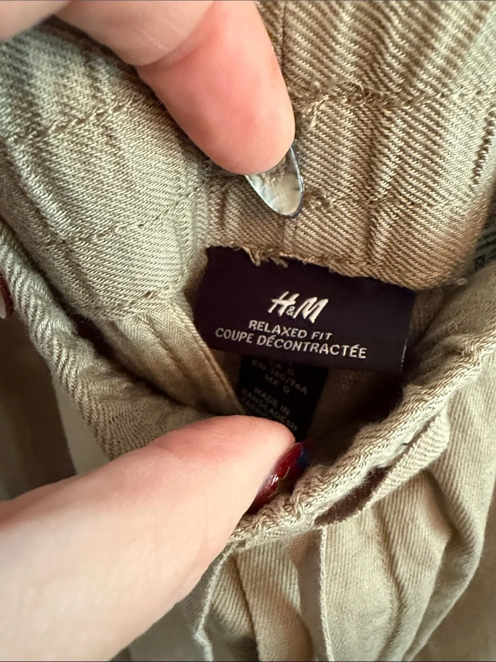 H&M Men's Drawstring Flat Front knee length Shorts - Tan